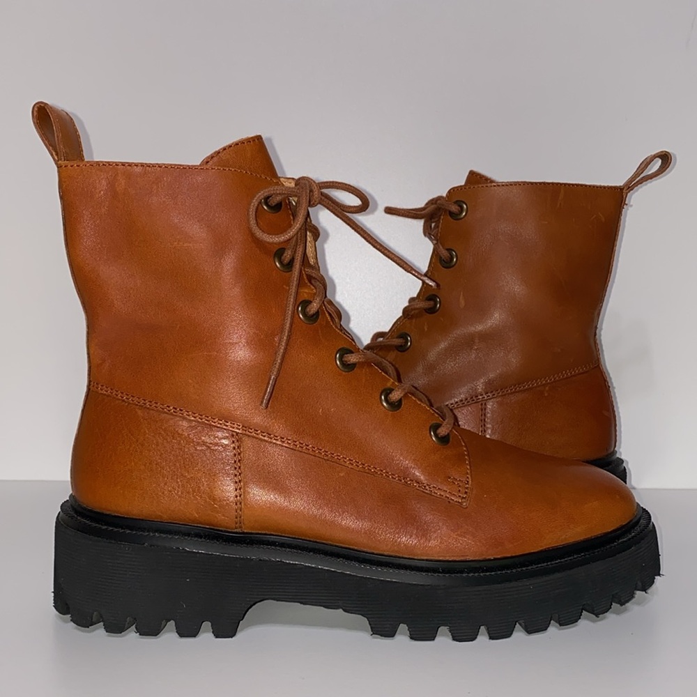 Madewell The Rayna Lace Up Leather Boots - Picture 3 of 17